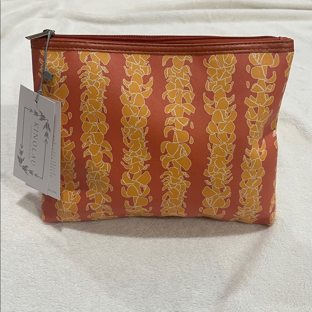 Manaola Lei Puakenikeni Flat Zip Pouch.